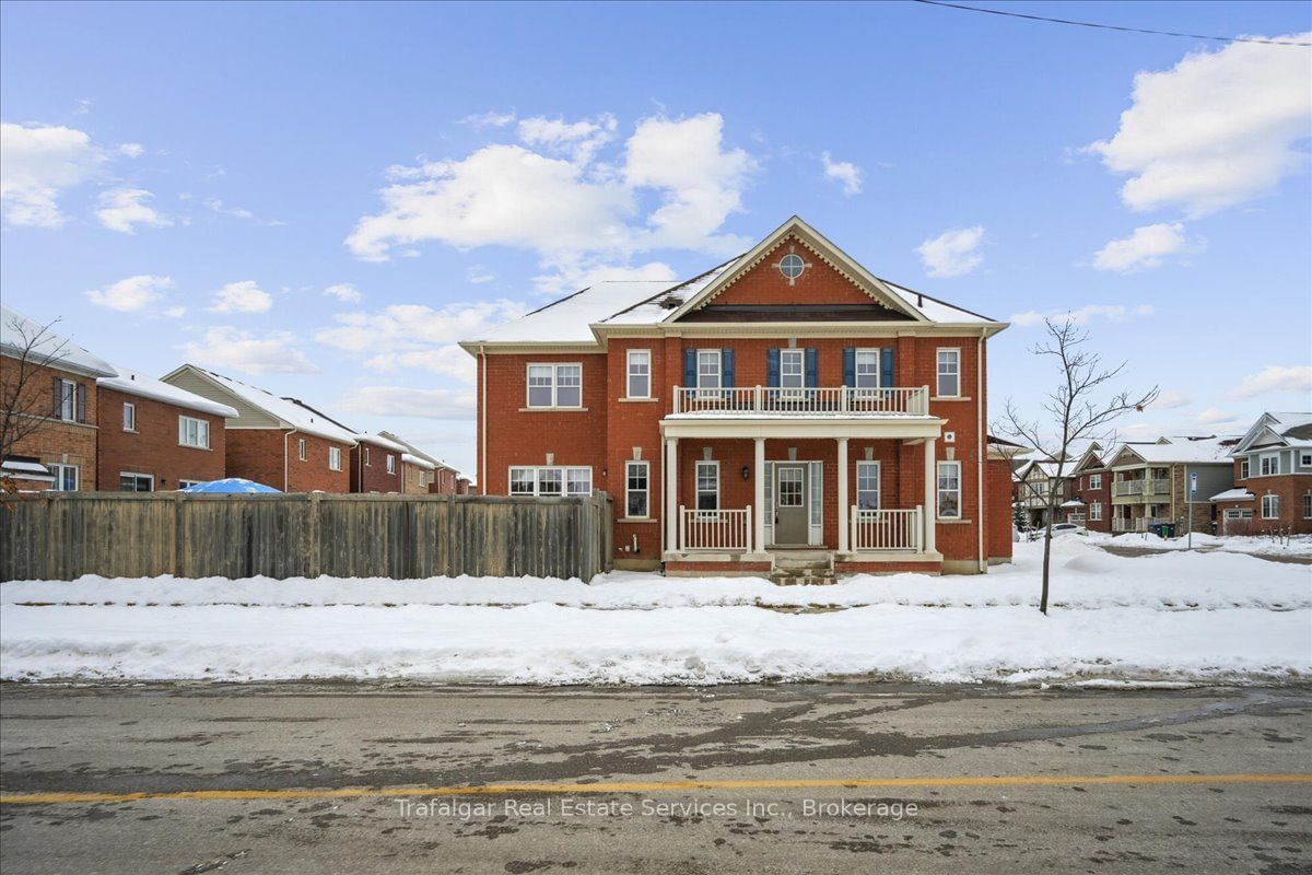 Detached House for sale at 2 Giltspur Road, Brampton, Northwest Brampton, L7A 0Y9 - MLS: W11973131