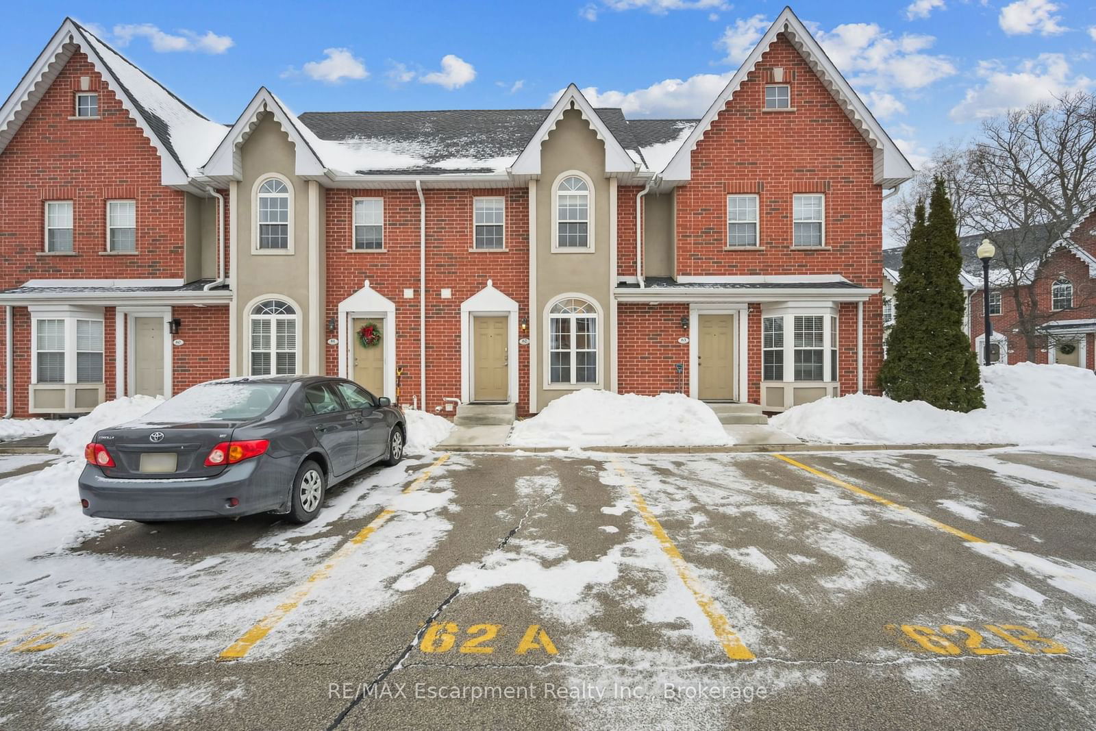 Townhouse for sale at 62-4200 Kilmer Drive, Burlington, Tansley, L7M 4Y3 - MLS: W11973237