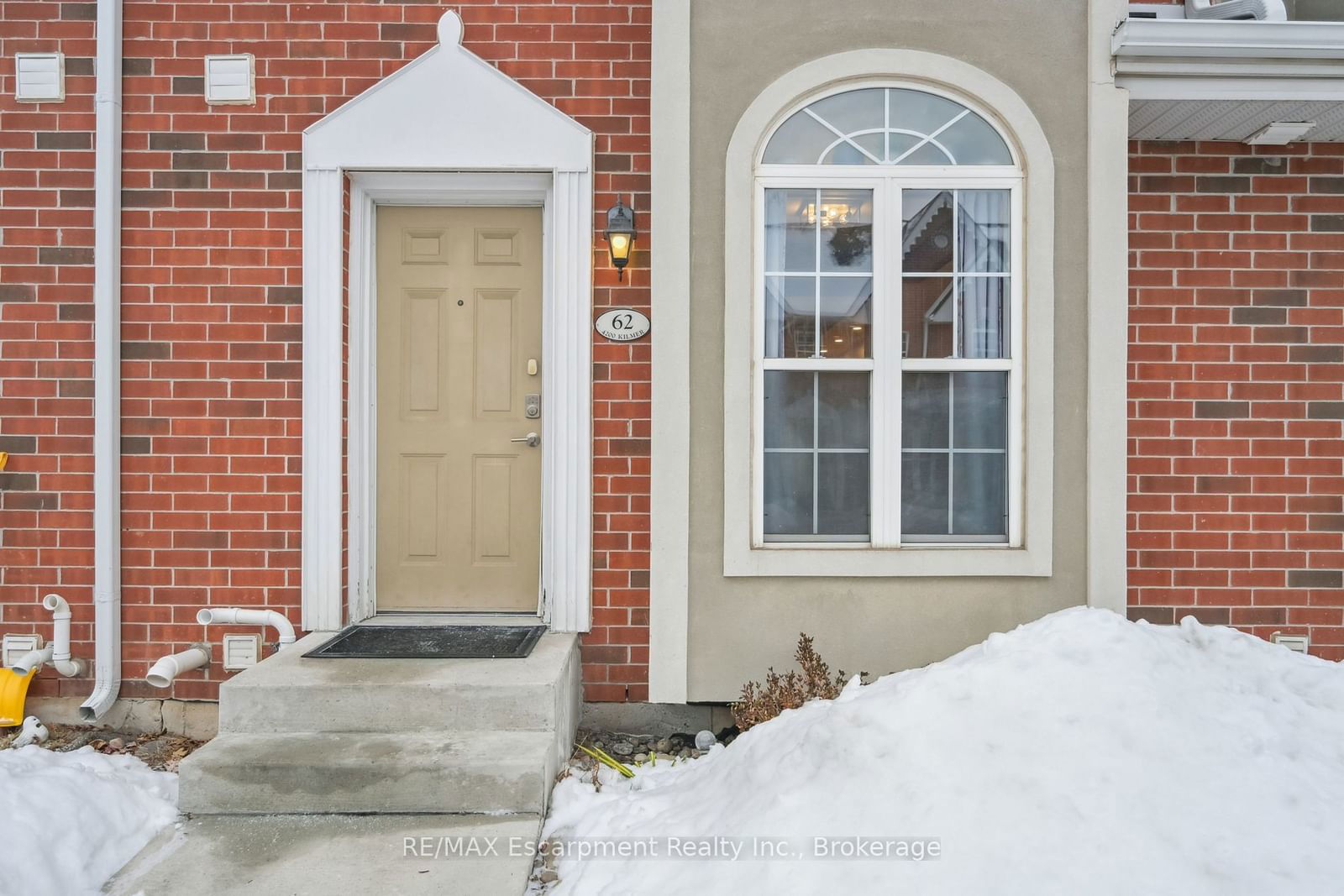 Townhouse for sale at 62-4200 Kilmer Drive, Burlington, Tansley, L7M 4Y3 - MLS: W11973237