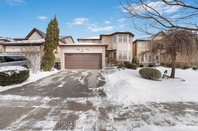 62 Newgreen Cres, Brampton - Westgate image-0-1