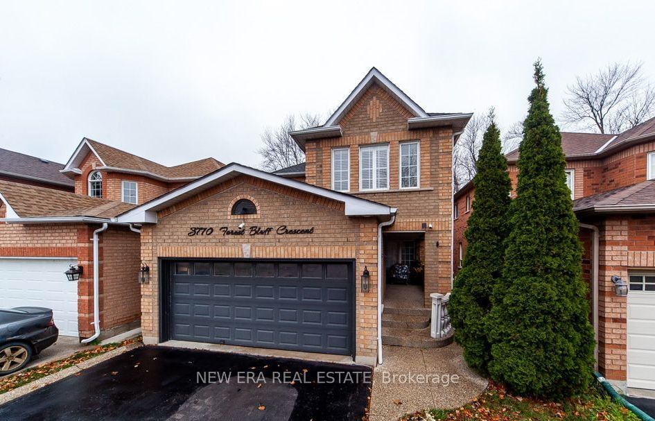 Detached House for sale at 3770 Forest Bluff Crescent, Mississauga, Lisgar, L5N 7T8 - MLS: W11973362