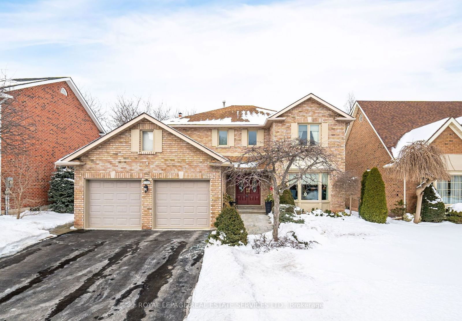 Detached House sold at 1305 Mapleridge Crescent, Oakville, GA Glen Abbey, L6M 2H1 - MLS: W11973415