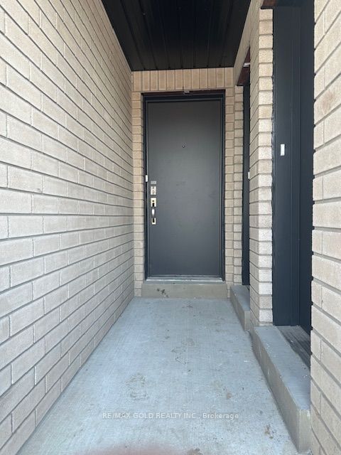 Condo for lease at 16-5 Romilly Avenue, Brampton, Northwest Brampton, L7A 5L8 - MLS: W11973448