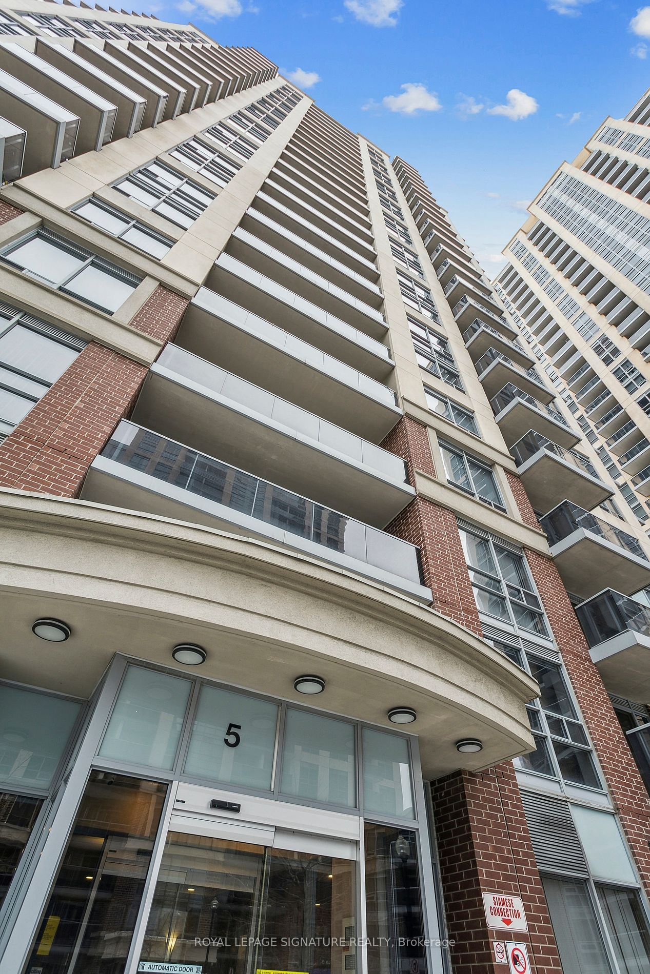 Condo for lease at 1403-5 Michael Power Place, Toronto, Islington-City Centre West, M9A 0A3 - MLS: W11973524