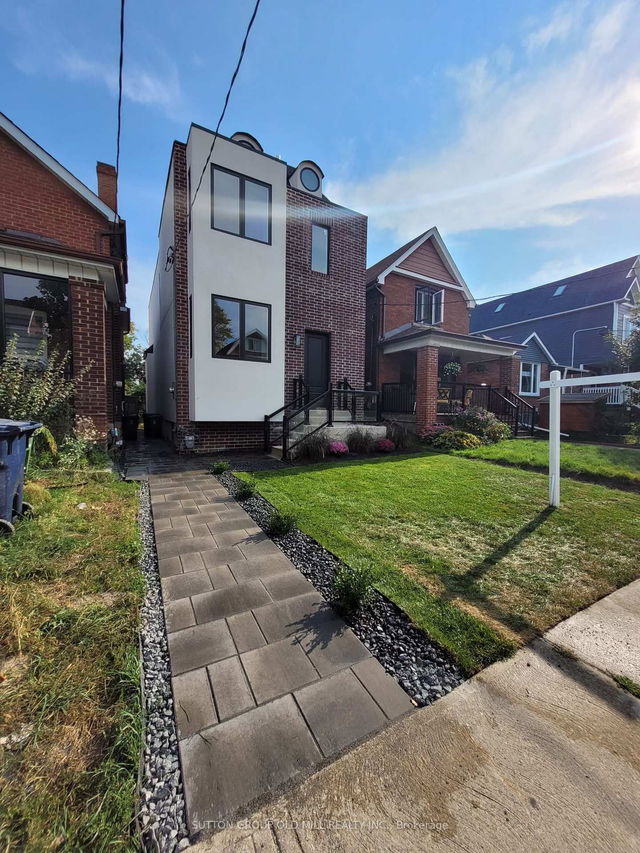 11 Morland Road