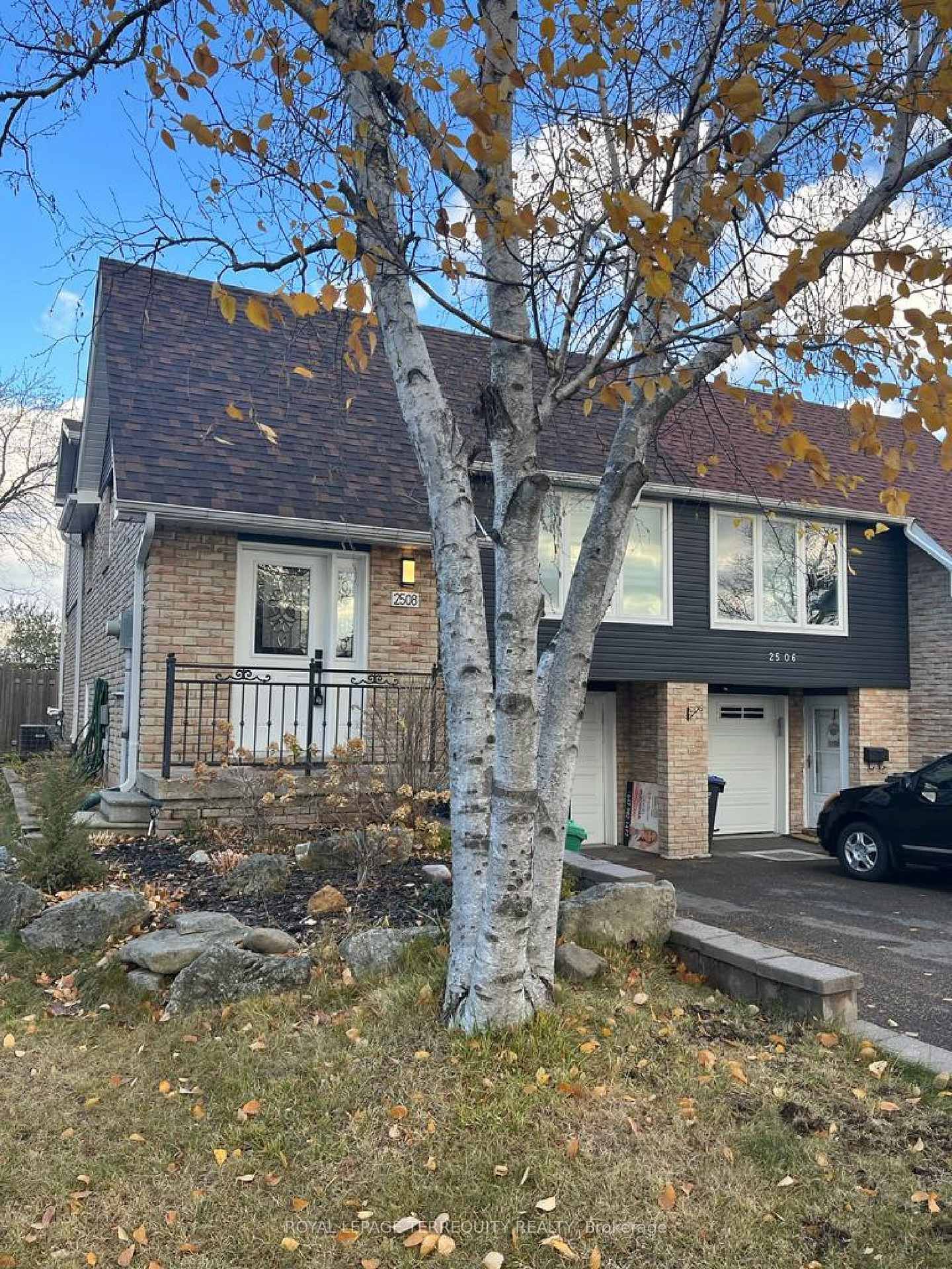 Semi-Detached House for lease at 2508 Cobbinshaw Circle, Mississauga, Meadowvale, L5N 2G3 - MLS: W11973697