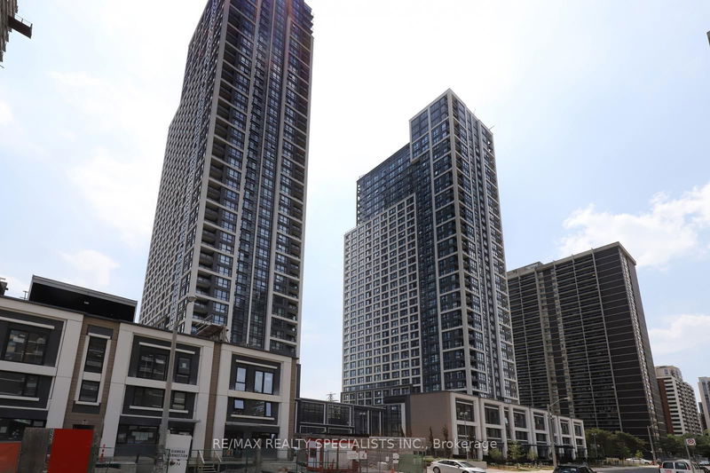 home for lease on 2006-7 Mabelle Avenue