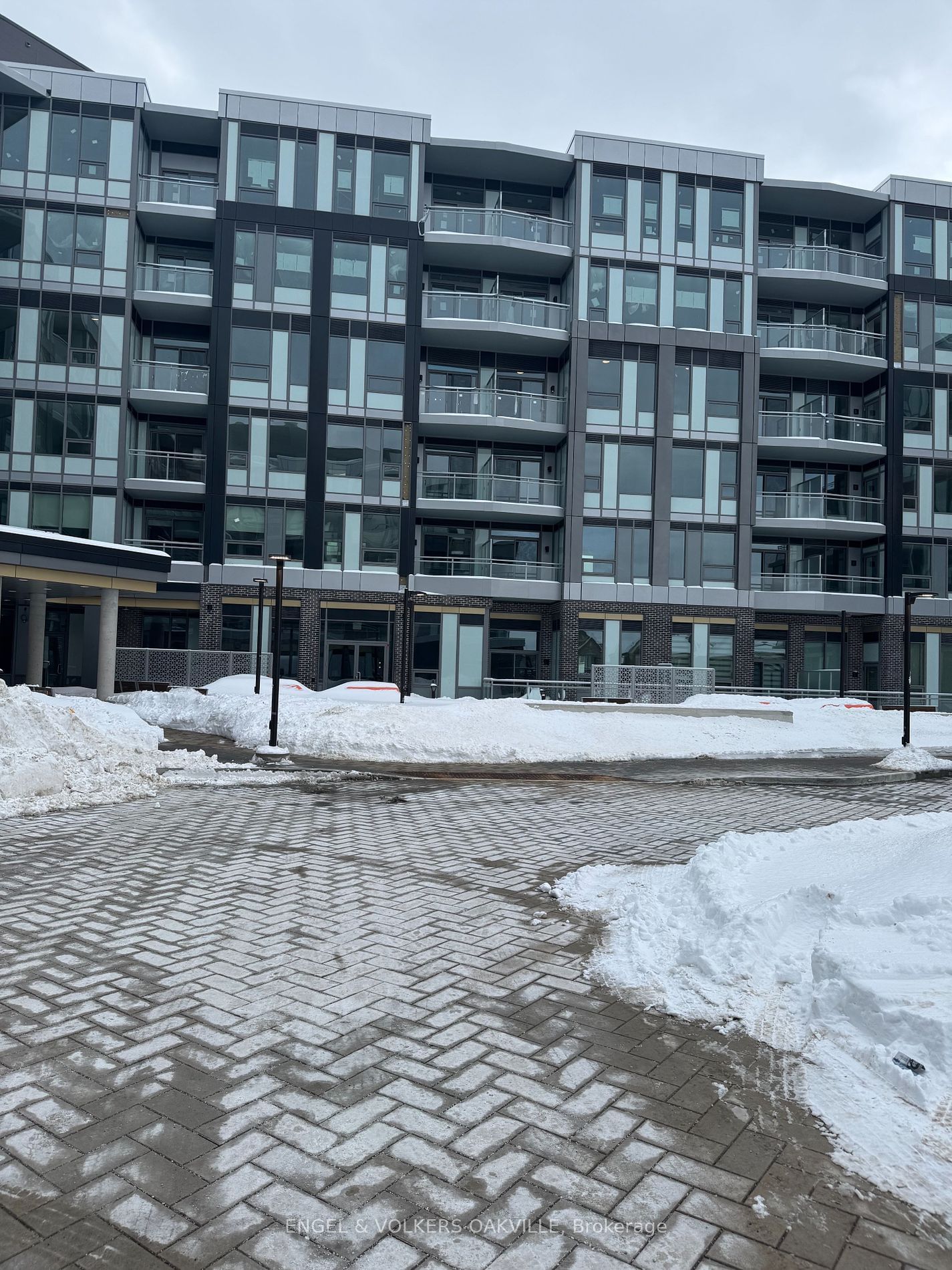 Condo for lease at 135-2501 Saw Whet Boulevard, Oakville, 1007 - GA Glen Abbey, L6M 5N2 - MLS: W11973752