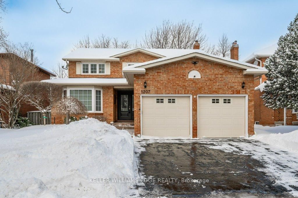 Detached House for sale at 1207 Pilgrims Way, Oakville, 1007 - GA Glen Abbey, L6M 1H3 - MLS: W11973795