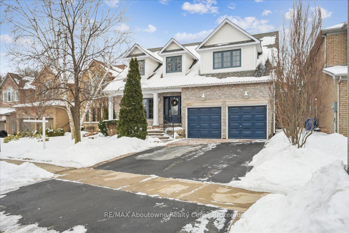 Detached House for sale at 1426 Creekwood Trail, Oakville, 1009 - JC Joshua Creek, L6H 6E6 - MLS: W11974022