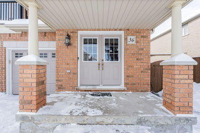 36 Clarion Rd, Brampton - Fletcher's Meadow image-0-3