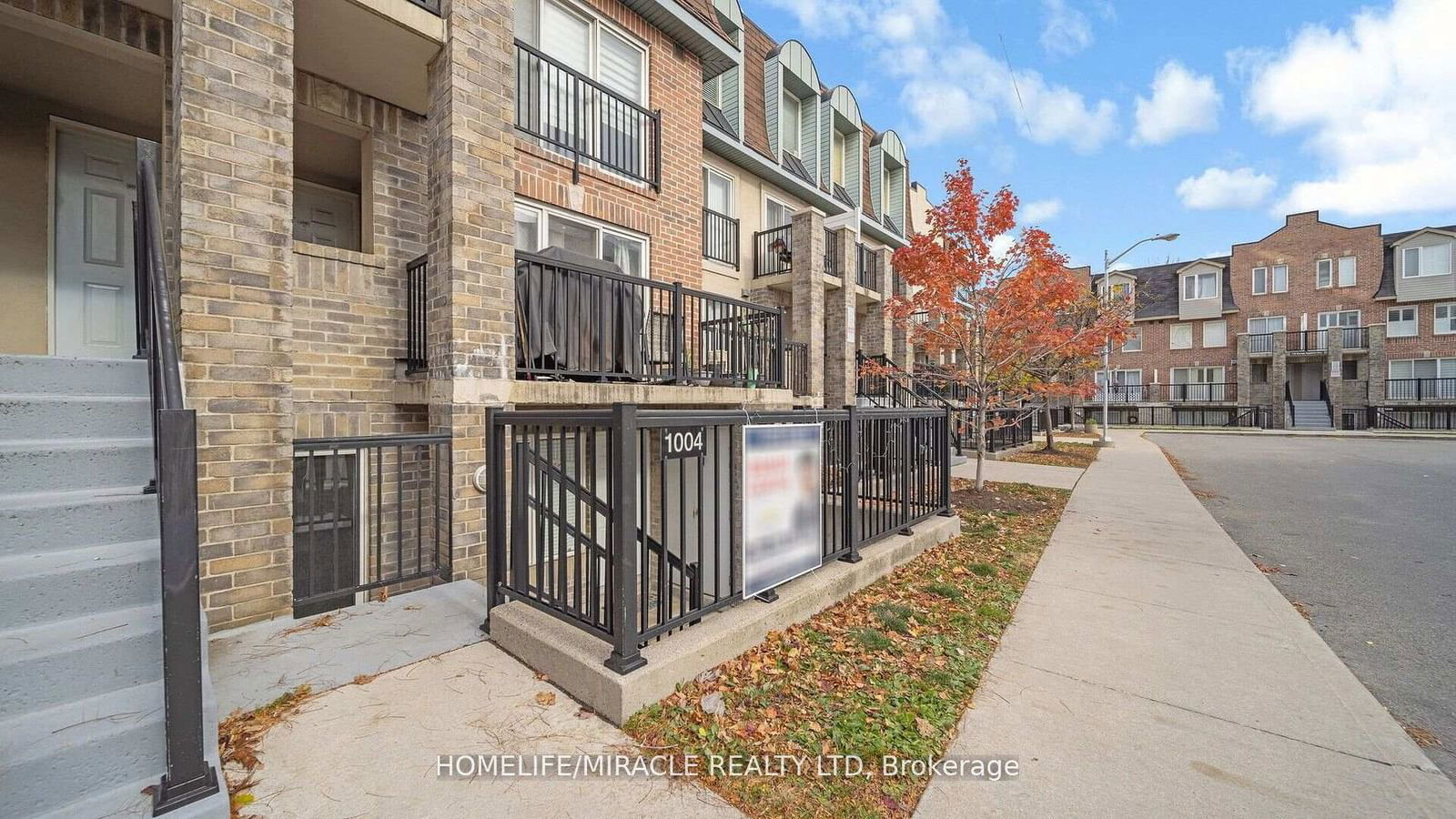 Townhouse for sale at 1004-125 George Appleton Way, Toronto, Downsview-Roding-CFB, M3M 0A2 - MLS: W11974302