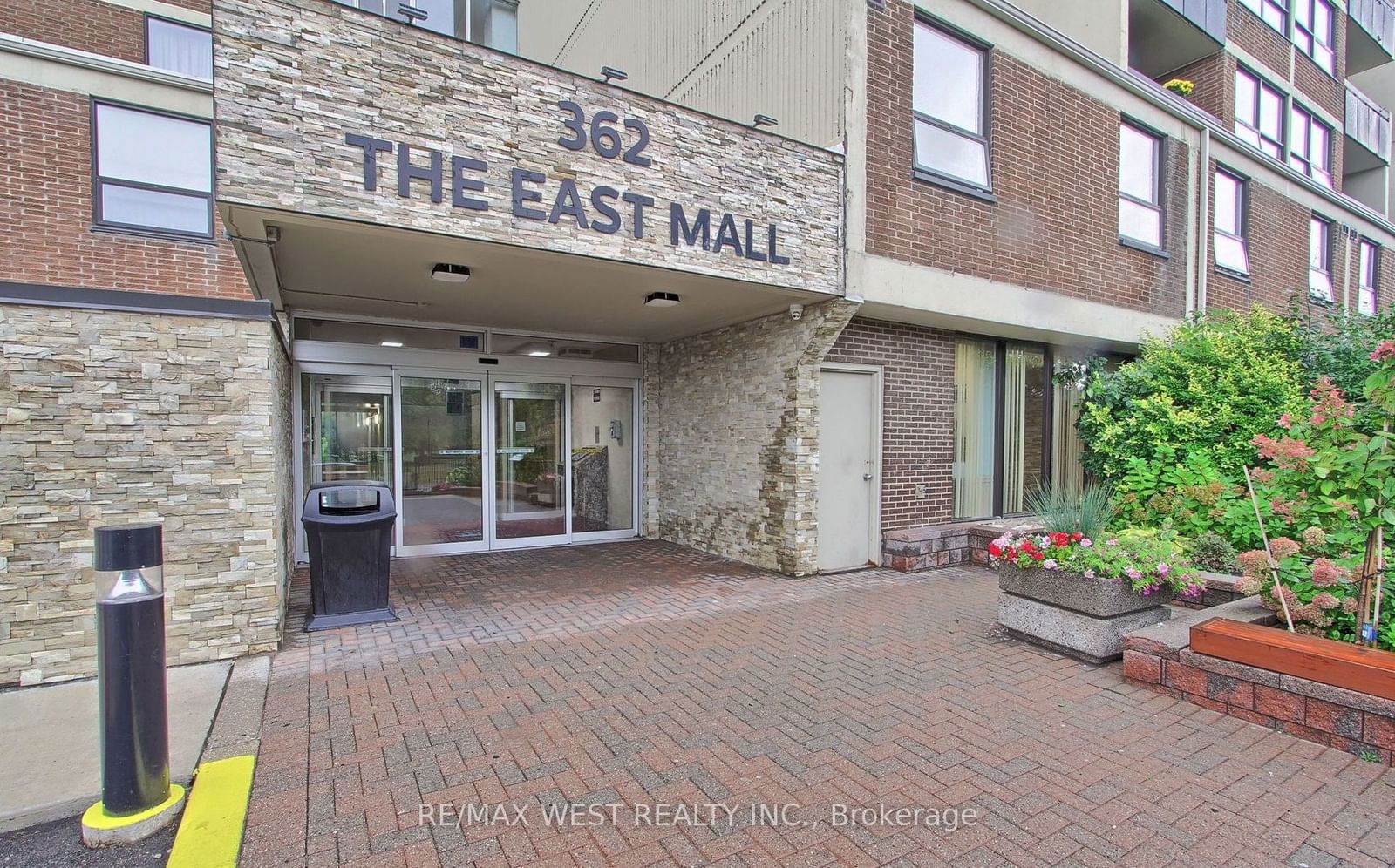 Condo for lease at 1008-362 THE EAST MALL, Toronto, Islington-City Centre West, M9B 6C4 - MLS: W11974373