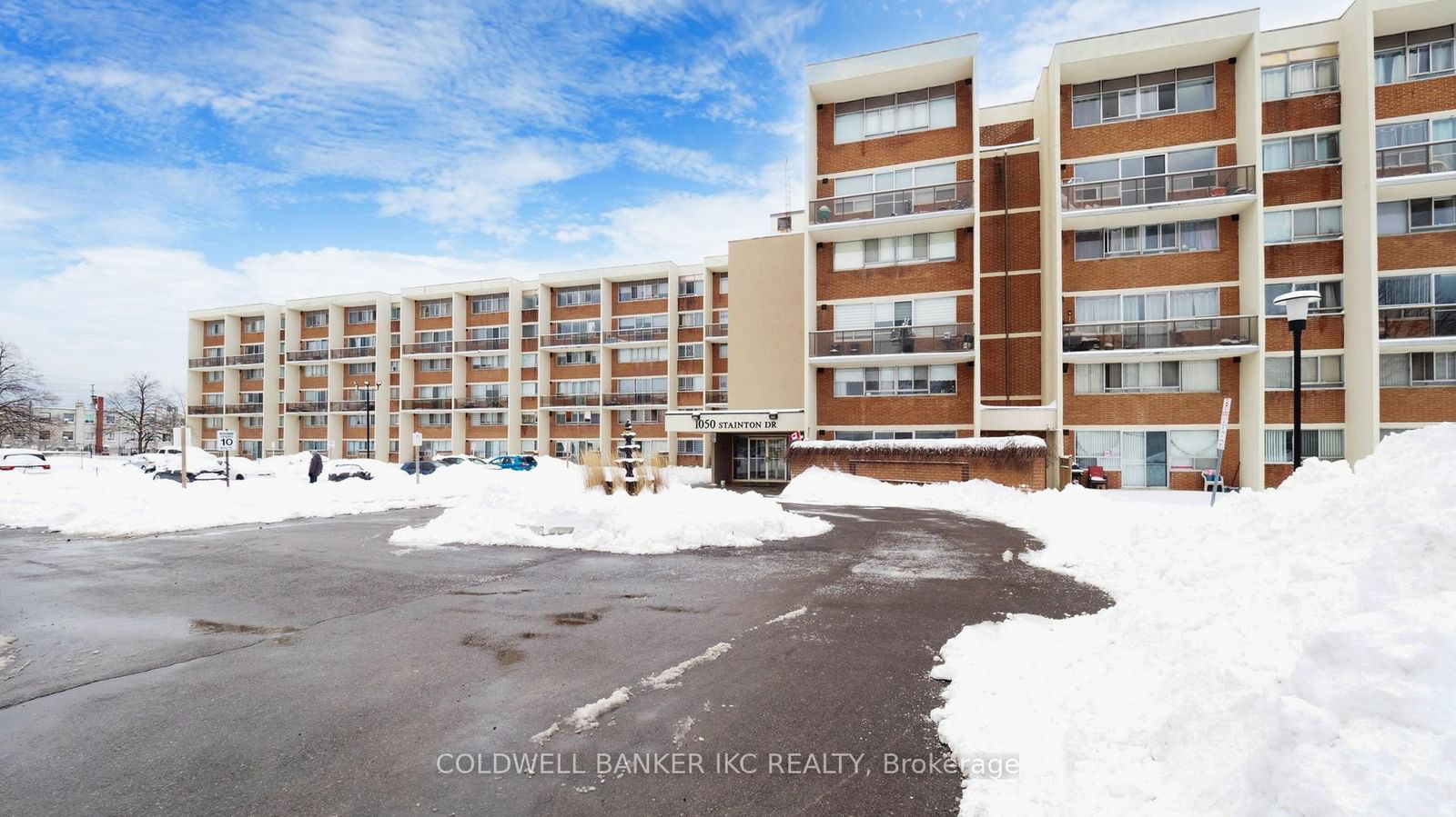 Condo for sale at 127-1050 Stainton Drive, Mississauga, Erindale, L5C 2T7 - MLS: W11974375