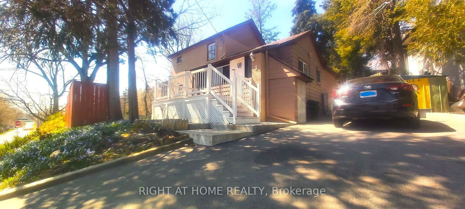 Detached House for sale at 1 Edgebrook Drive, Toronto, Thistletown-Beaumonde Heights, M9V 1E1 - MLS: W11974377