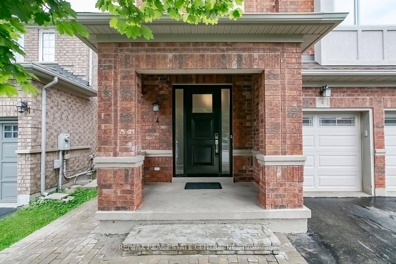 Detached House for sale at 4 Mccrimmon Drive, Brampton, Fletcher's Meadow, L7A 2Z4 - MLS: W11974379