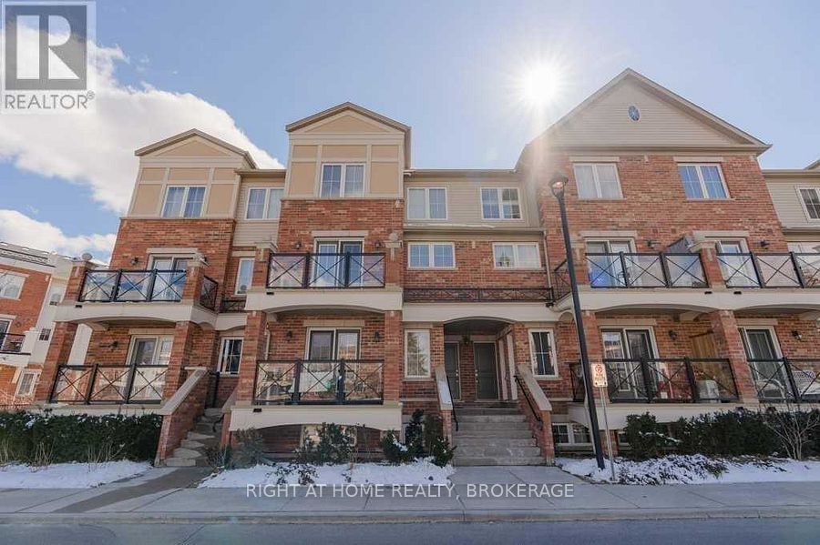 Townhouse for lease at 2-19 Hays Boulevard, Oakville, 1015 - RO River Oaks, L6H 0H8 - MLS: W11974396