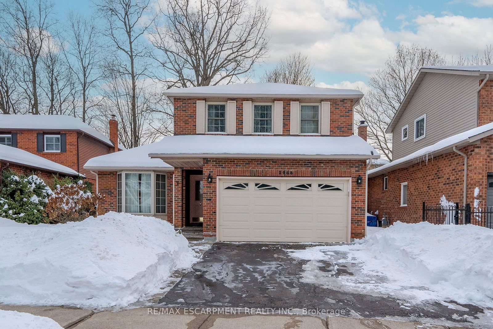 Detached House for sale at 2068 Headon Road, Burlington, Headon, L7M 4G3 - MLS: W11974416