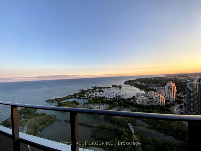 home for lease on 4601-20 Shore Breeze Drive