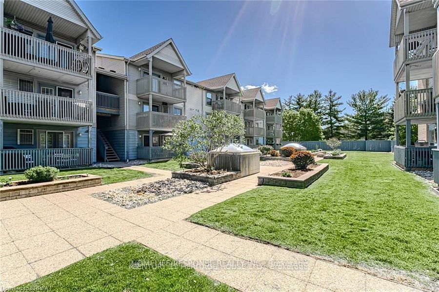 Condo for lease at 115-2010 CLEAVER Avenue, Burlington, Headon, L7M 4C1 - MLS: W11974427