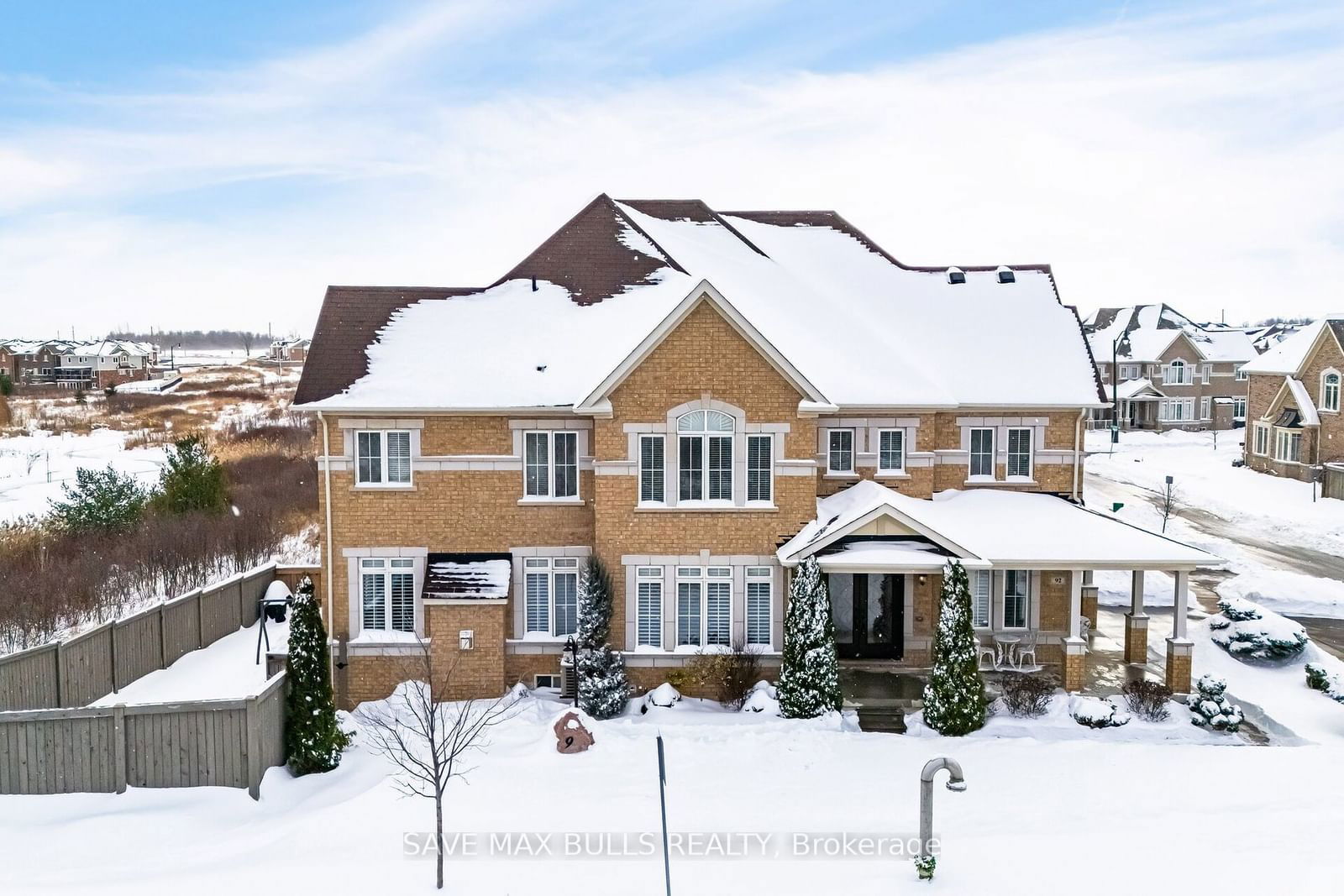 Detached House for sale at 92 Veterans Drive, Brampton, Northwest Brampton, L7A 3Z7 - MLS: W11974430