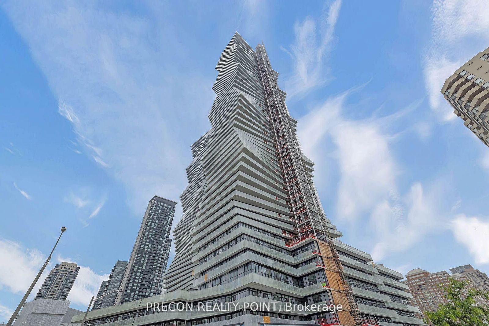 Condo leased at 2407-3883 Quartz Road, Mississauga, City Centre, L5B 4M6 - MLS: W11974441