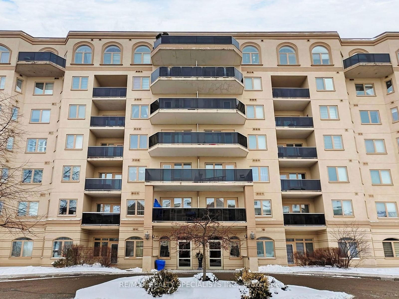 Building at 7 Dayspring Circle, Brampton, Goreway Drive Corridor