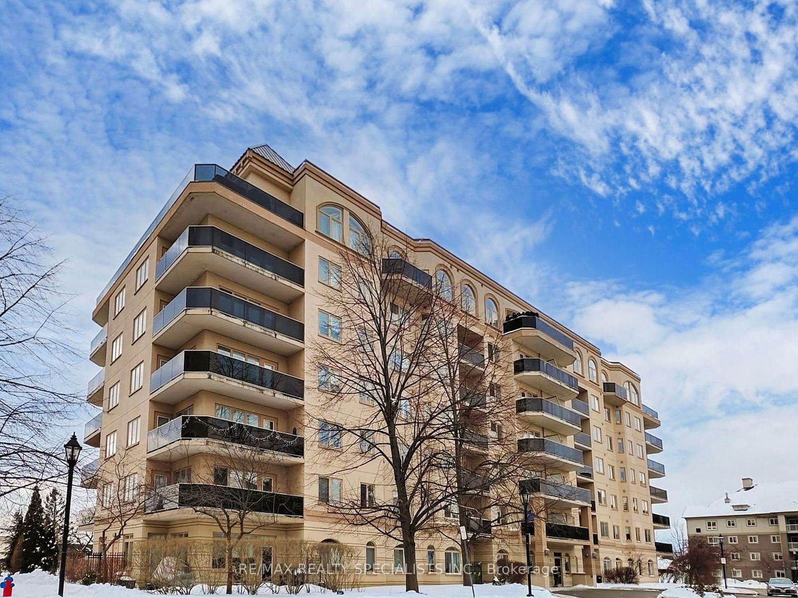 Condo for sale at 102-7 Dayspring Circle, Brampton, Goreway Drive Corridor, L6P 1B8 - MLS: W11974443