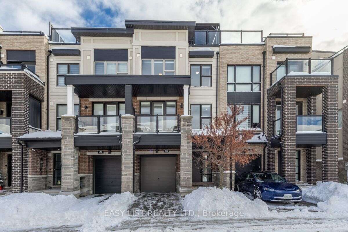 Townhouse for sale at 418 Athabasca Common, Oakville, Rural Oakville, L6H 0R6 - MLS: W11974484