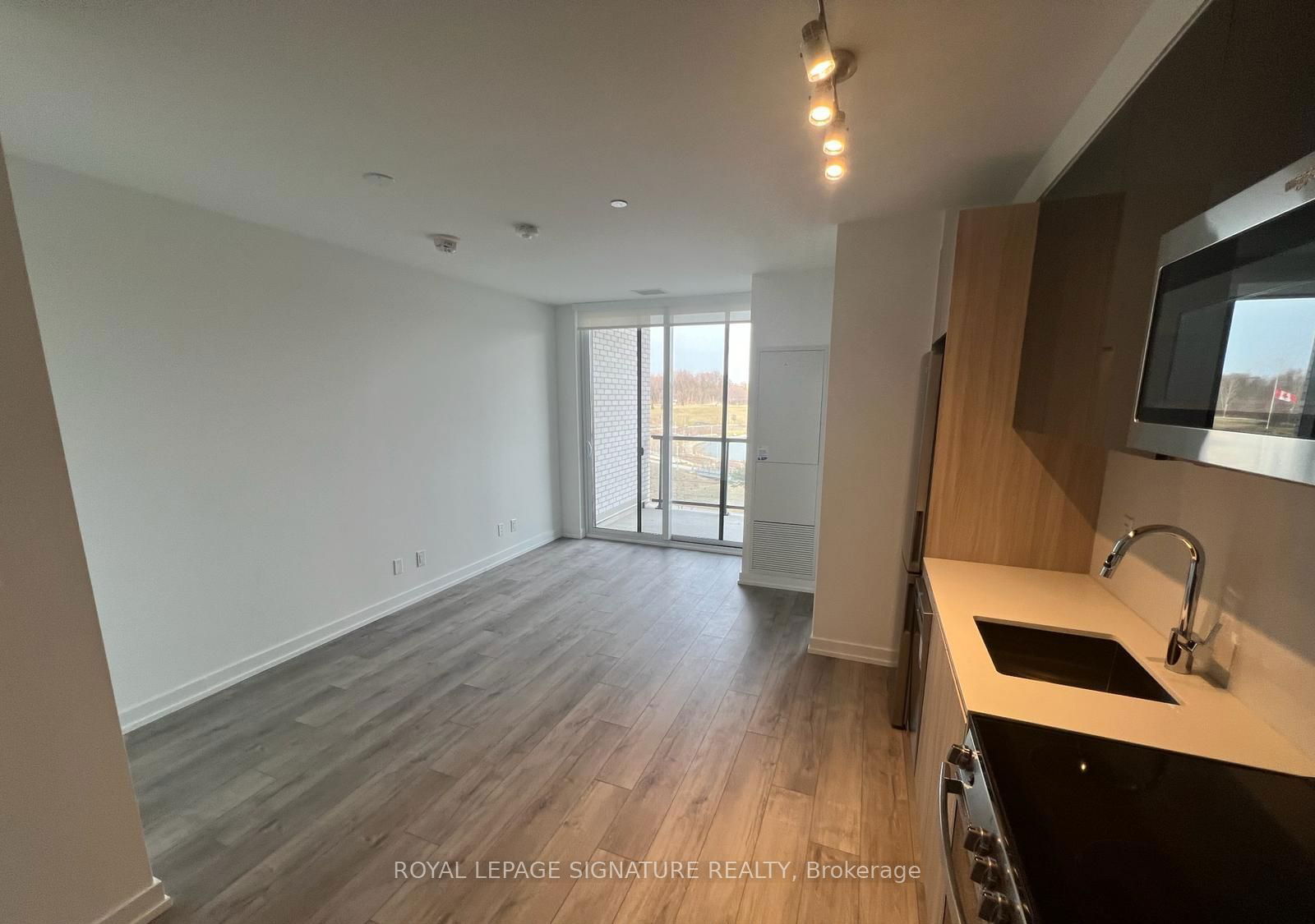 Condo for lease at 520-3100 Keele Street, Toronto, Downsview-Roding-CFB, M3M 0E1 - MLS: W11974695