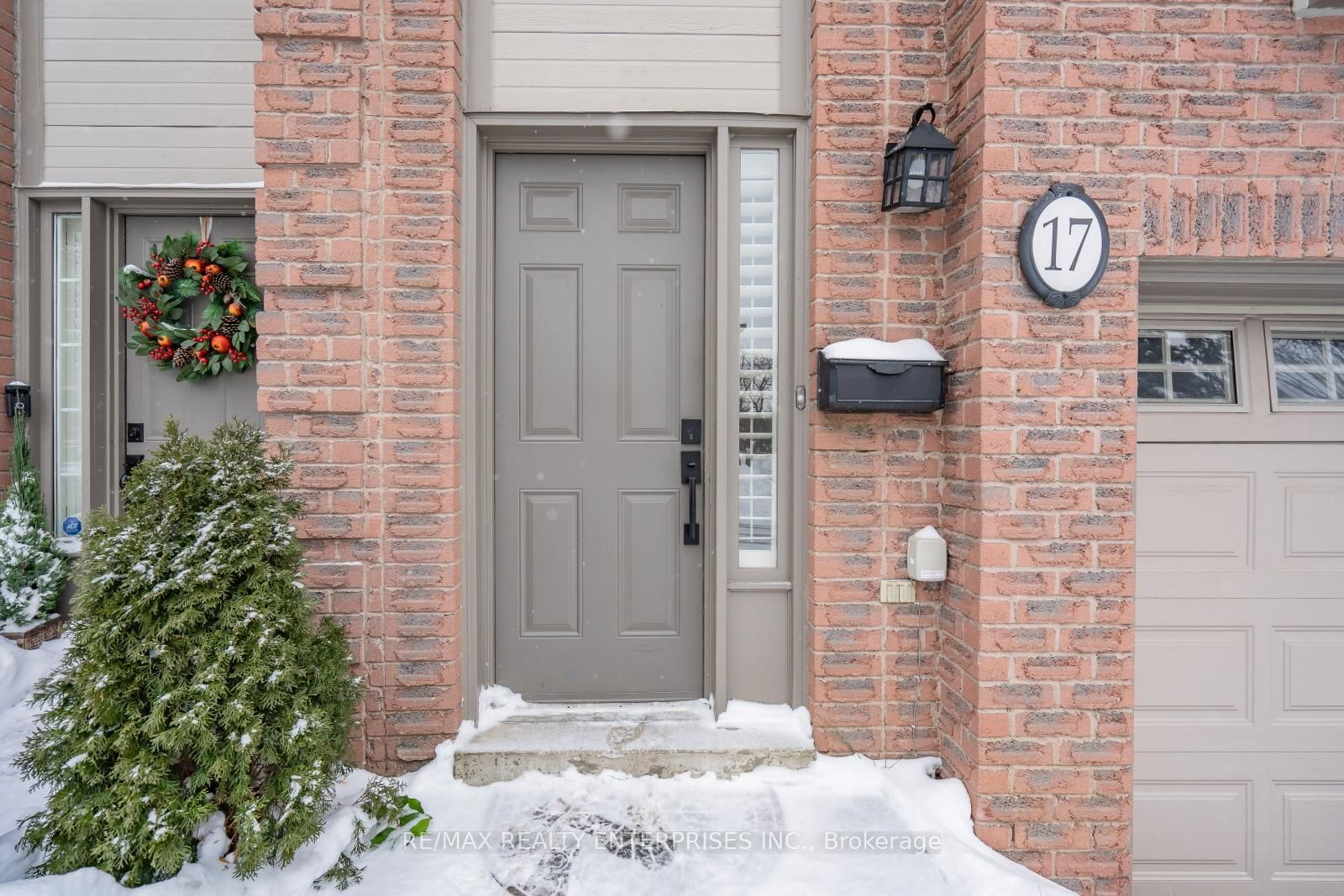 Townhouse for sale at 17-3140 Fifth Line, Mississauga, Erin Mills, L5L 1A2 - MLS: W11974912