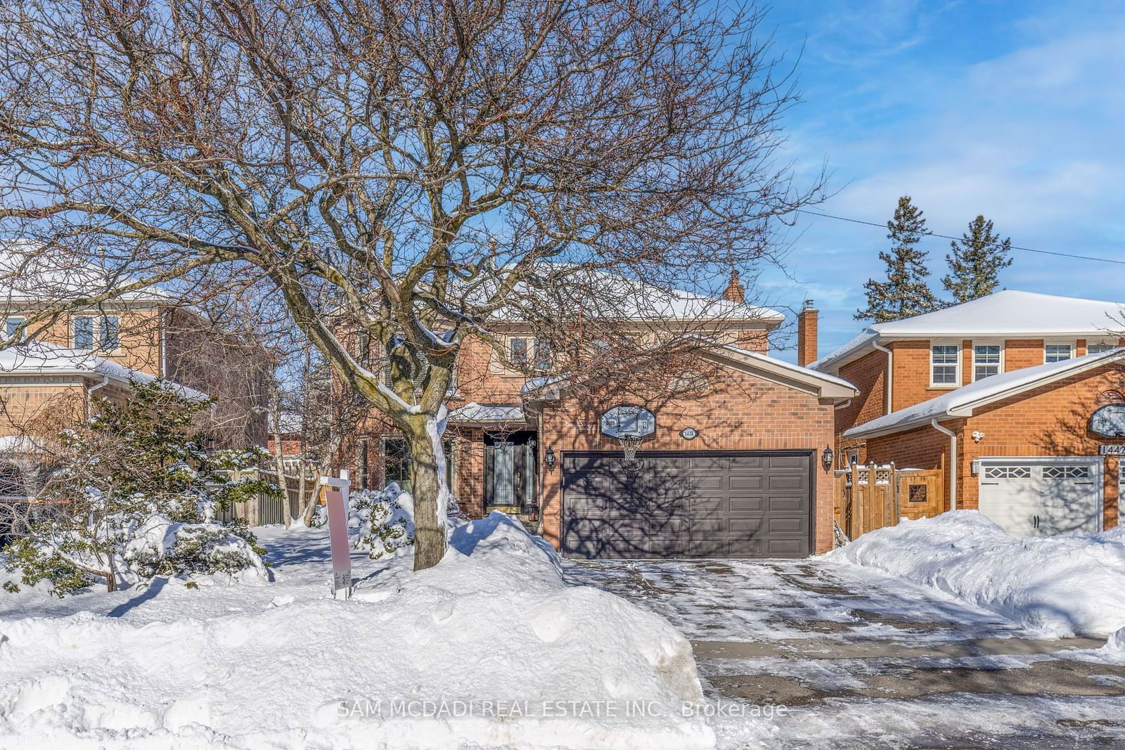 Detached House for sale at 1438 Winterbourne Drive, Oakville, Clearview, L6J 7B5 - MLS: W11975142