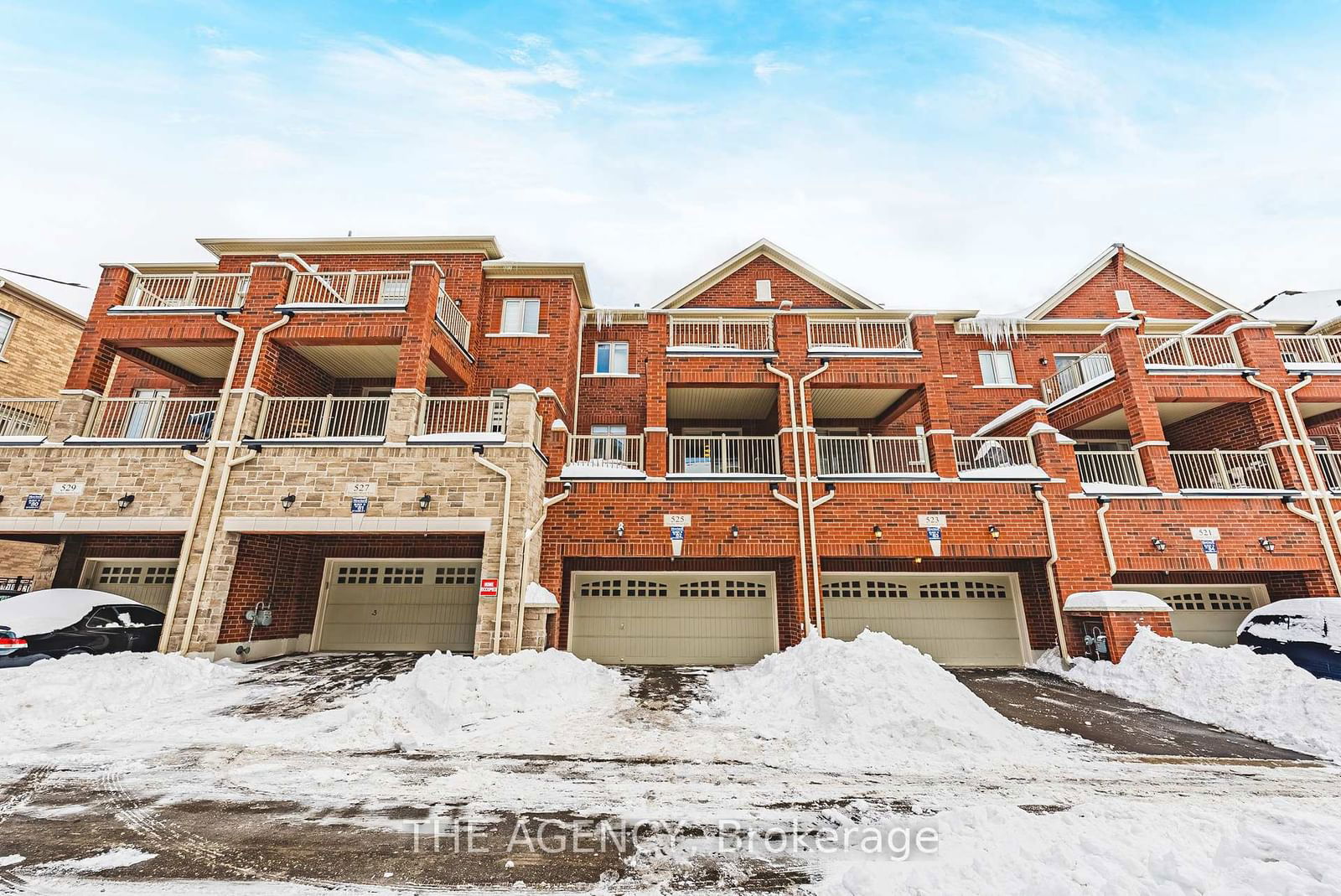 Townhouse for sale at 525 Dundas Street, Oakville, 1010 - JM Joshua Meadows, L6H 3P6 - MLS: W11975148