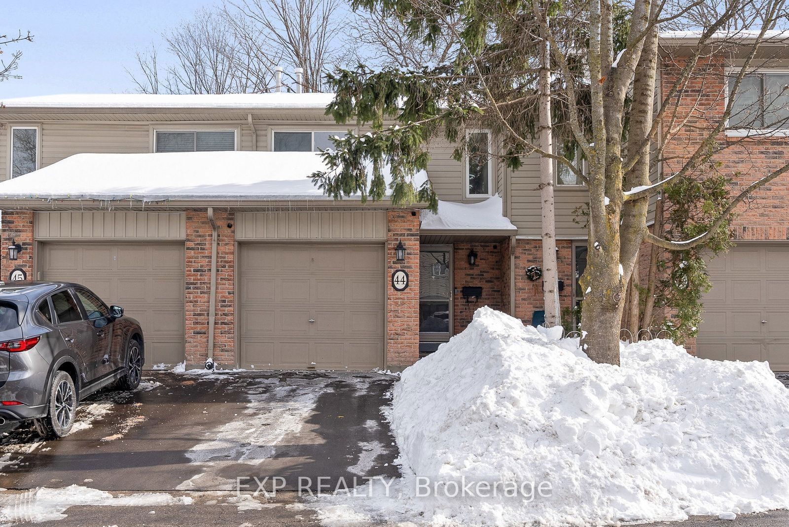 Townhouse for sale at 44-2075 Asta Drive, Mississauga, Cooksville, L5A 2T5 - MLS: W11975236