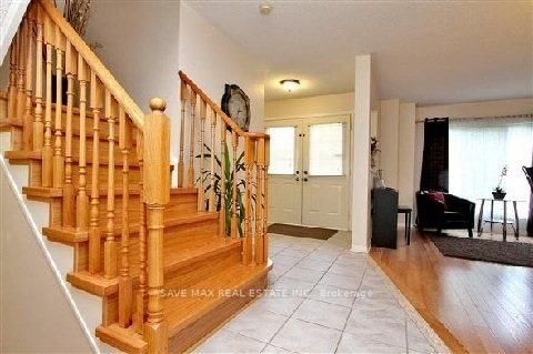 Townhouse leased at 5858 Tenth Line, Mississauga, Churchill Meadows, L5M 6S4 - MLS: W11975313