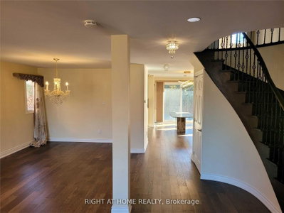 1080 Glenashton Drive — photo 6