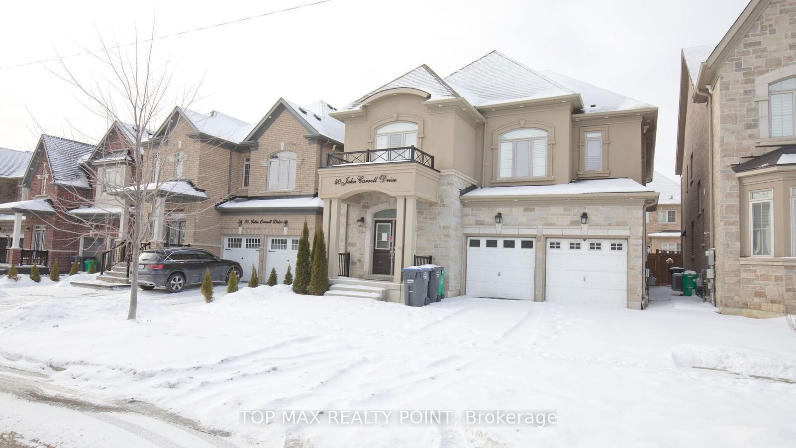 Detached House for sale at 40 John Carroll Drive, Brampton, Toronto Gore Rural Estate, L6P 4J8 - MLS: W11975400