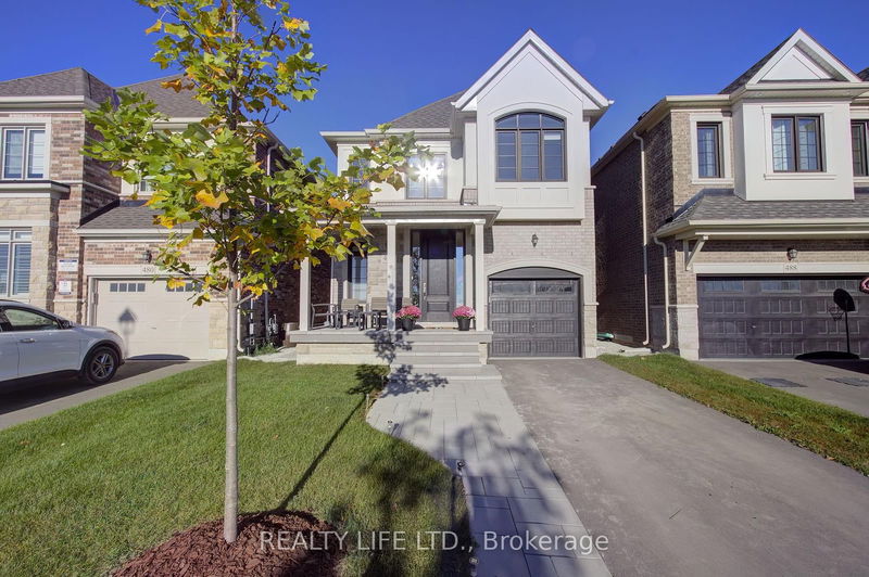 484 Thornborrow Crt, Milton - Walker image-0-0