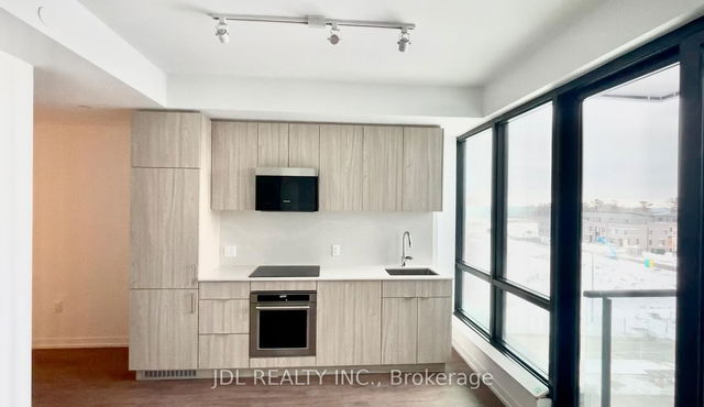 318 - 251 Masonry Way