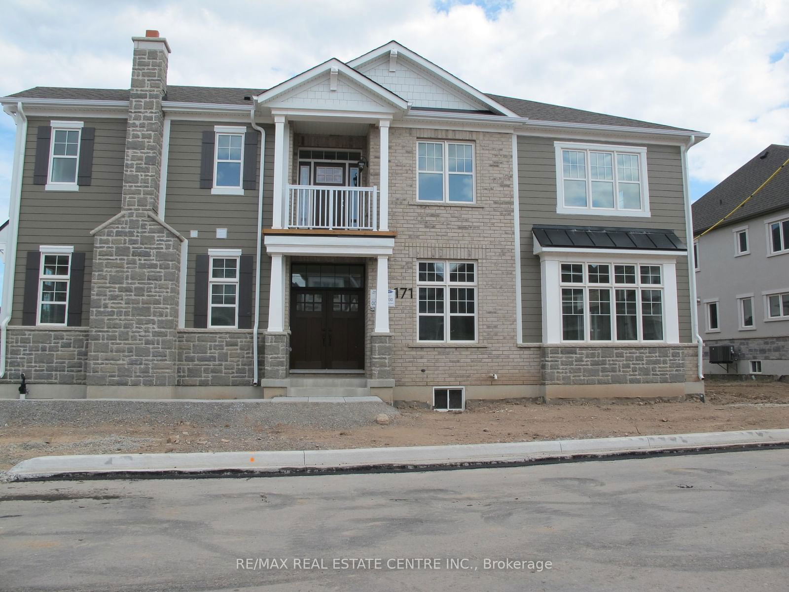 Detached House for lease at 171 Zachary Crescent, Oakville, 1008 - GO Glenorchy, L6H 0W2 - MLS: W11975601