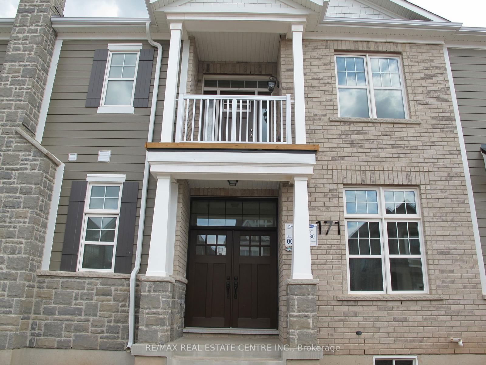 Detached House for lease at 171 Zachary Crescent, Oakville, 1008 - GO Glenorchy, L6H 0W2 - MLS: W11975601