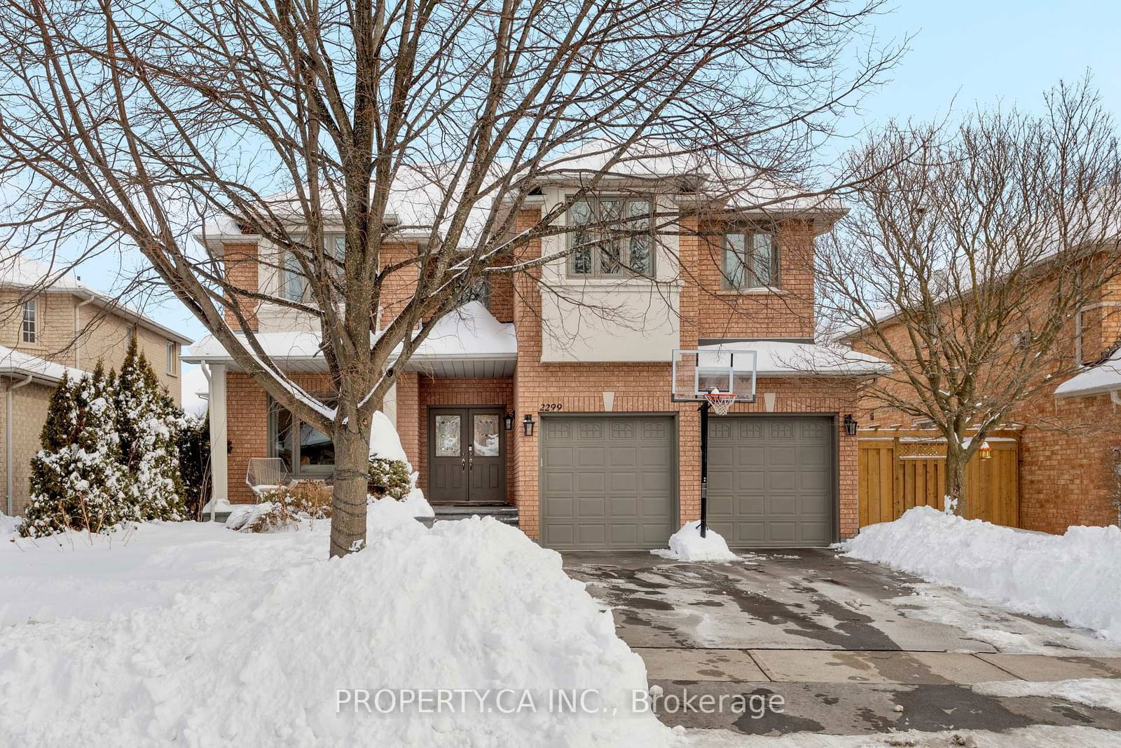 Detached House sold at 2299 Hilltop Lane, Oakville, West Oak Trails, L6M 3M5 - MLS: W11975715