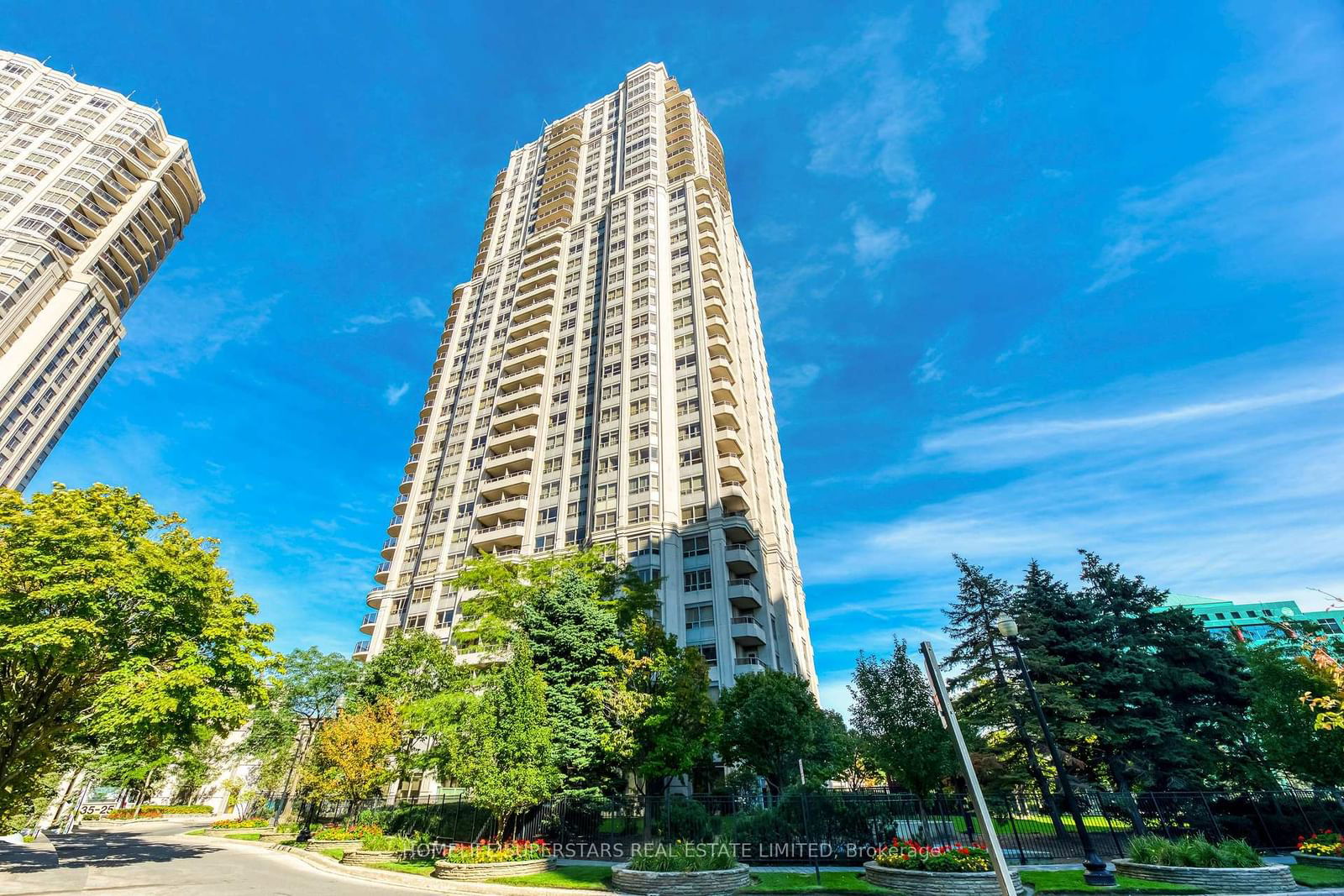 Condo for sale at 2810-25 Kingsbridge Garden Circle, Mississauga, Hurontario, L5R 4B1 - MLS: W11975751