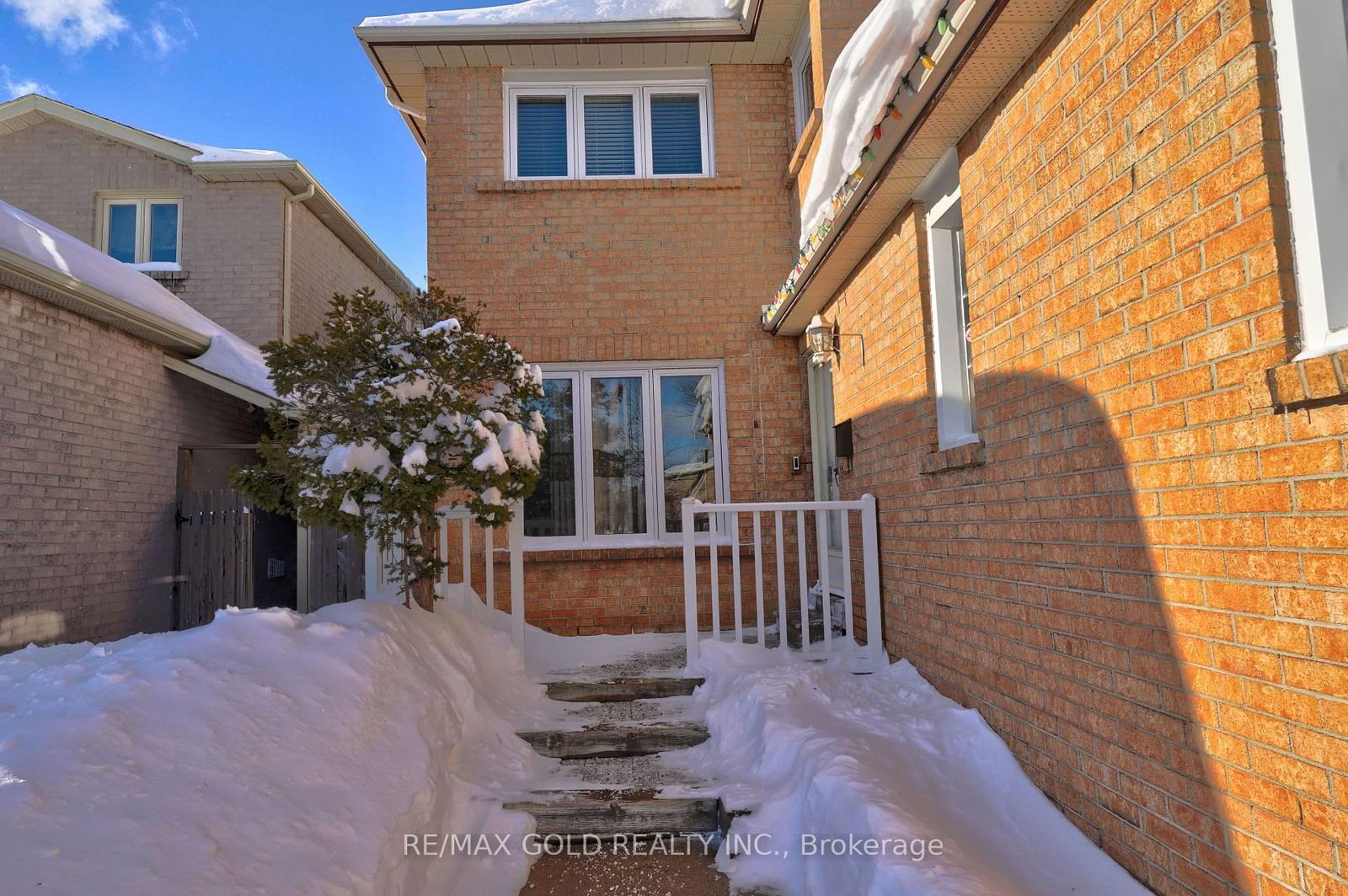 Detached House for sale at 42 Blackmere Circle, Brampton, Fletcher's Creek South, L6W 4B5 - MLS: W11976101