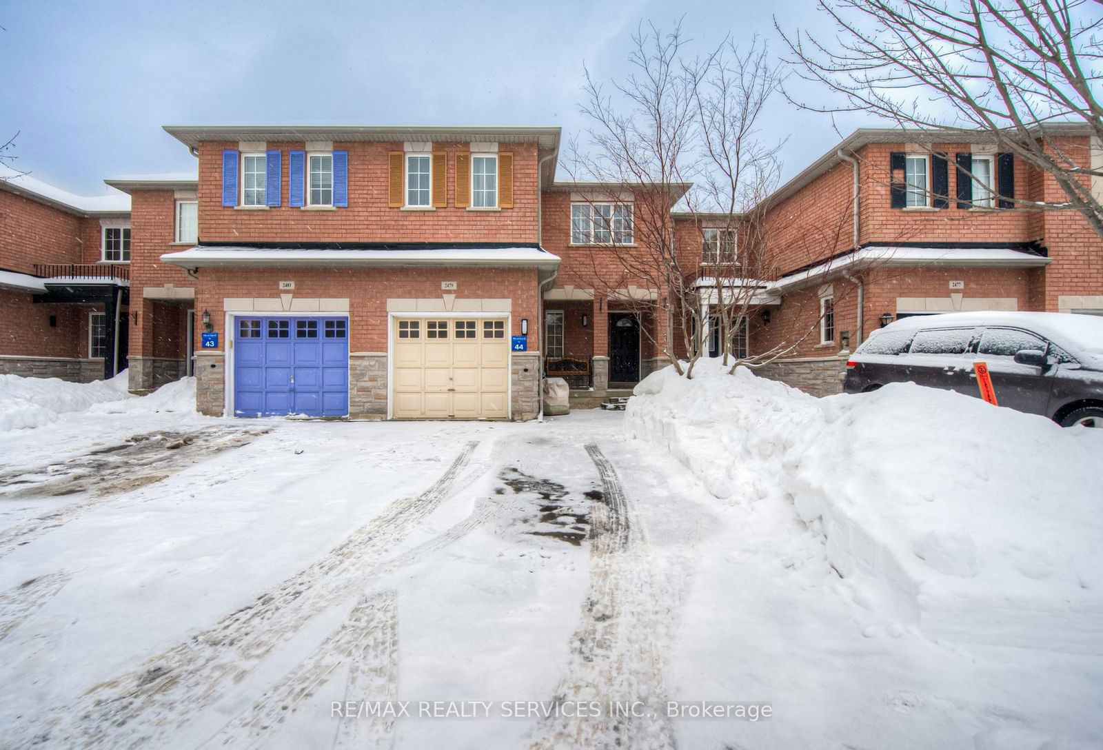 Townhouse for sale at 2479 Newcastle Crescent, Oakville, West Oak Trails, L6M 4P3 - MLS: W11976548