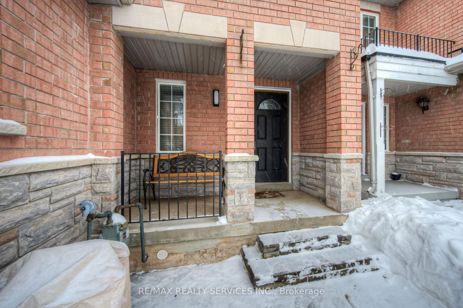 Townhouse for sale at 2479 Newcastle Crescent, Oakville, West Oak Trails, L6M 4P3 - MLS: W11976548