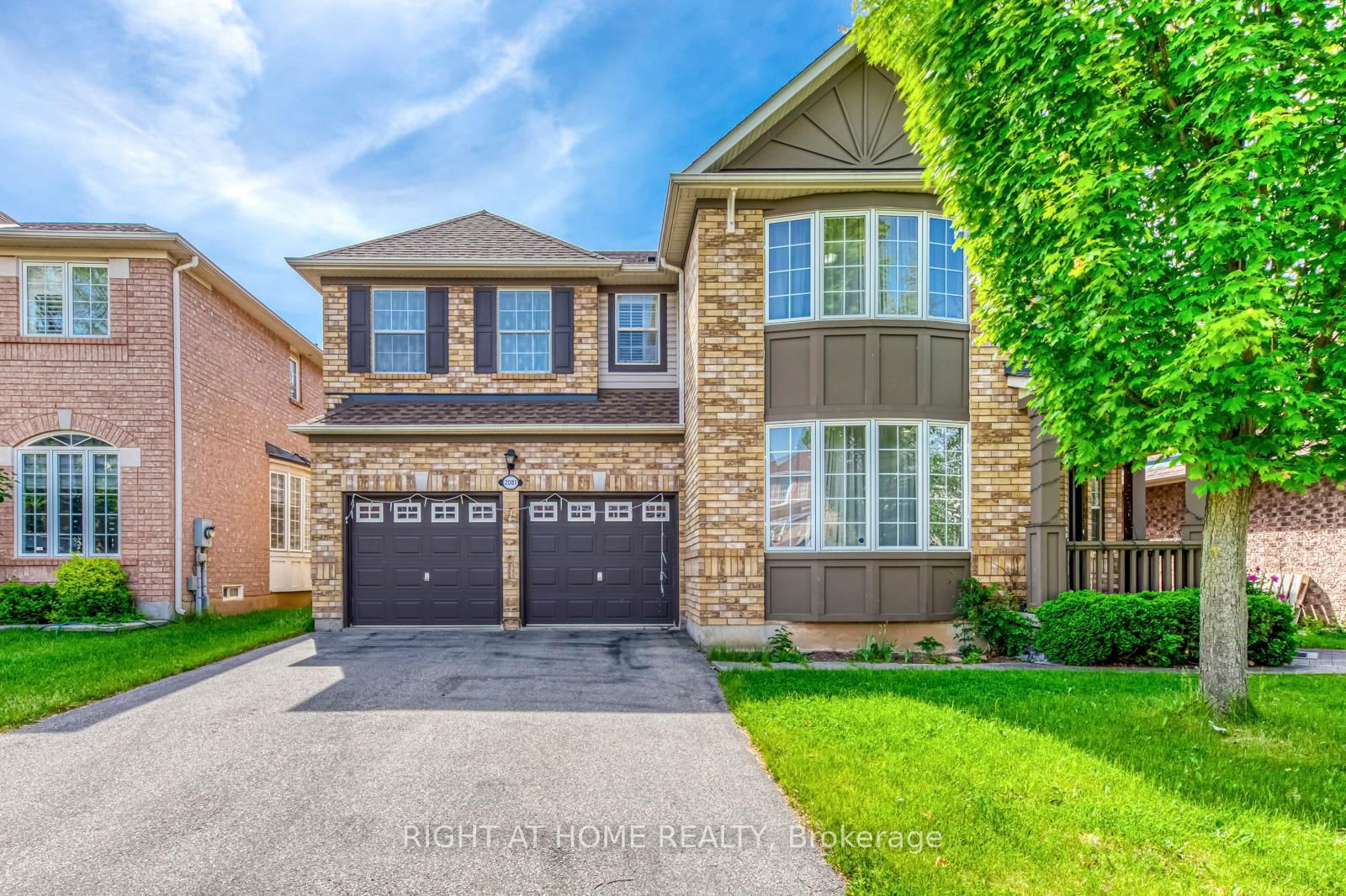 Detached House for sale at 2081 Ashmore Drive, Oakville, West Oak Trails, L6M 4T2 - MLS: W11976717