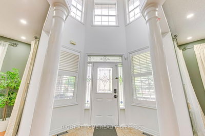 2081 Ashmore Dr, Oakville - West Oak Trails image-0-3