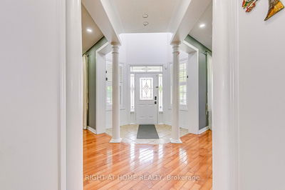 2081 Ashmore Dr, Oakville - West Oak Trails image-0-4