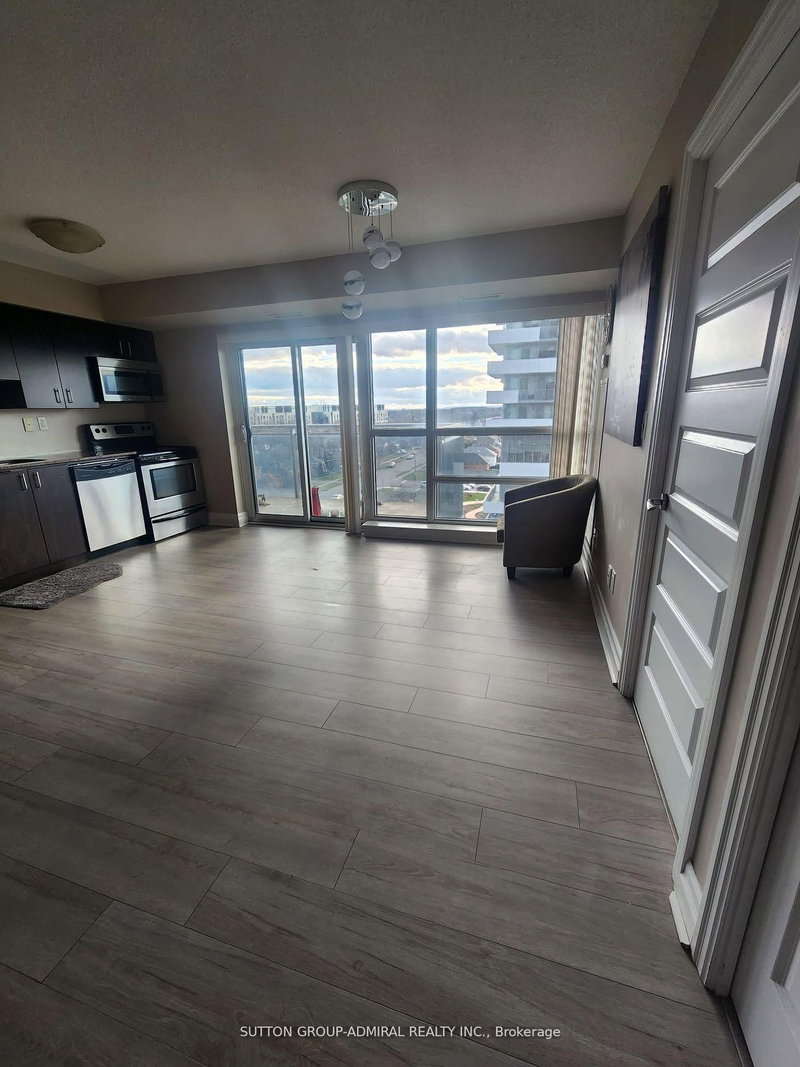 707 - 215 Queen St E, Brampton, L6Y 1M6 | Image 3